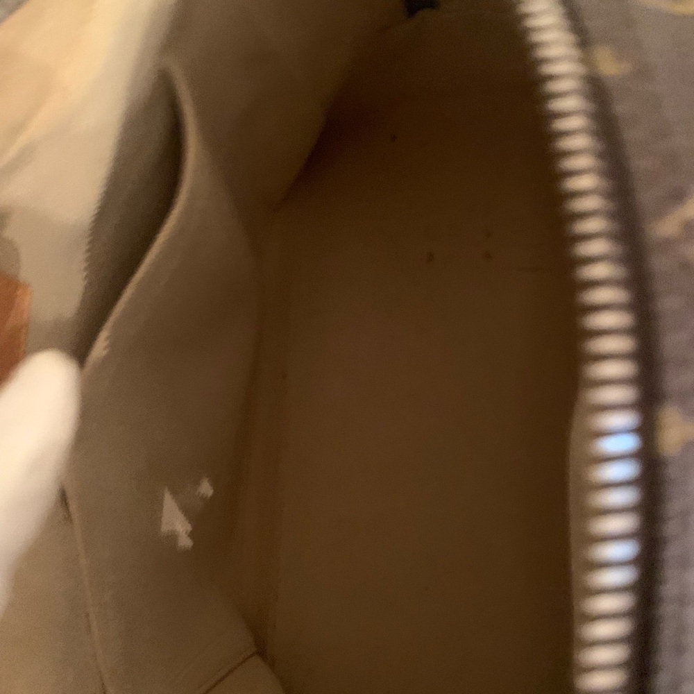 Monogram Manhattan Handbag - Picture 10 of 13